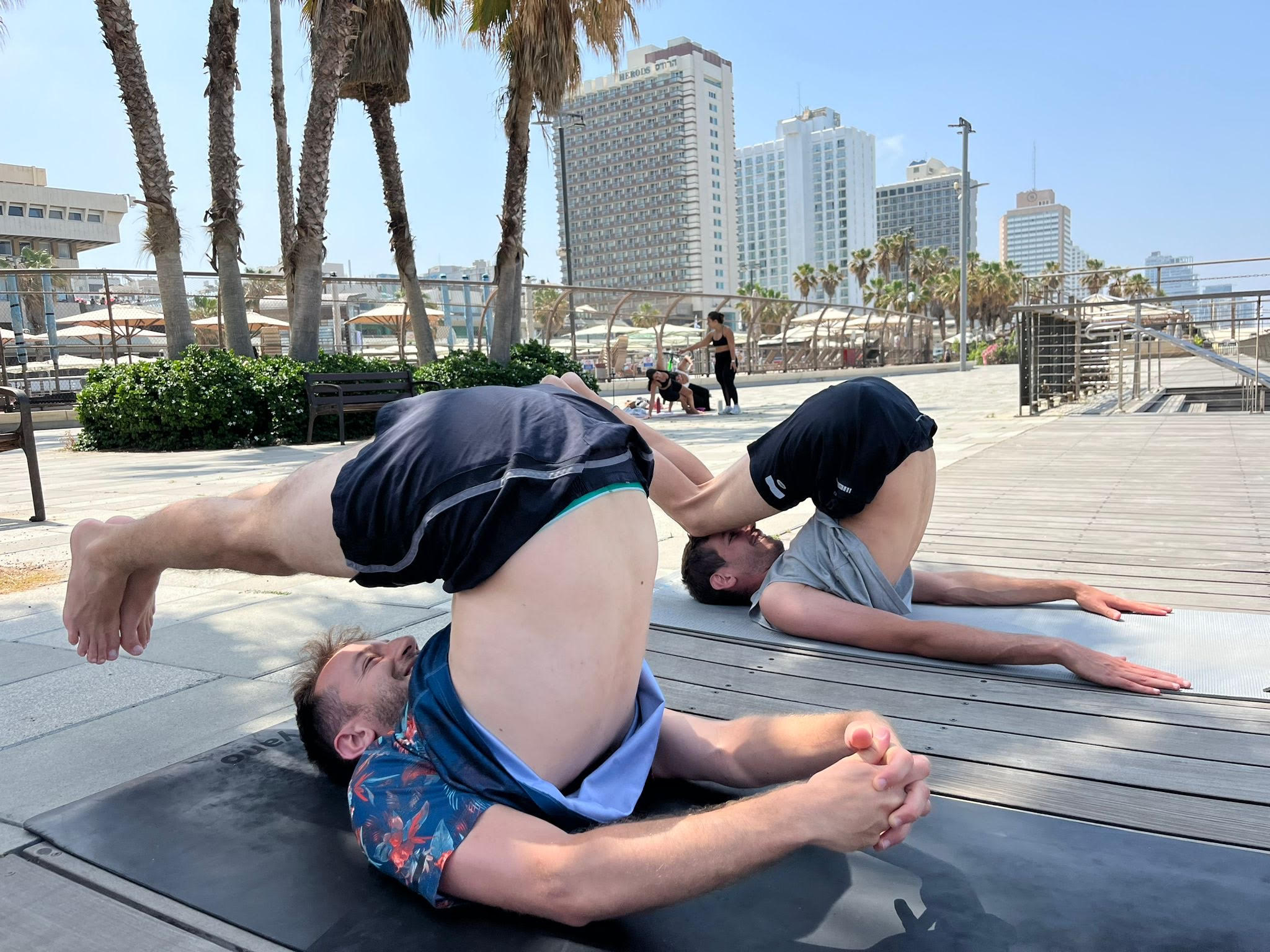 pic_yoga_page_2